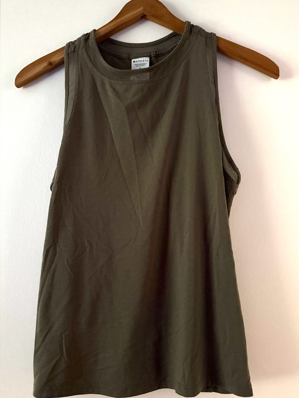 Athleta XS Olive work out Tank with Crewneck